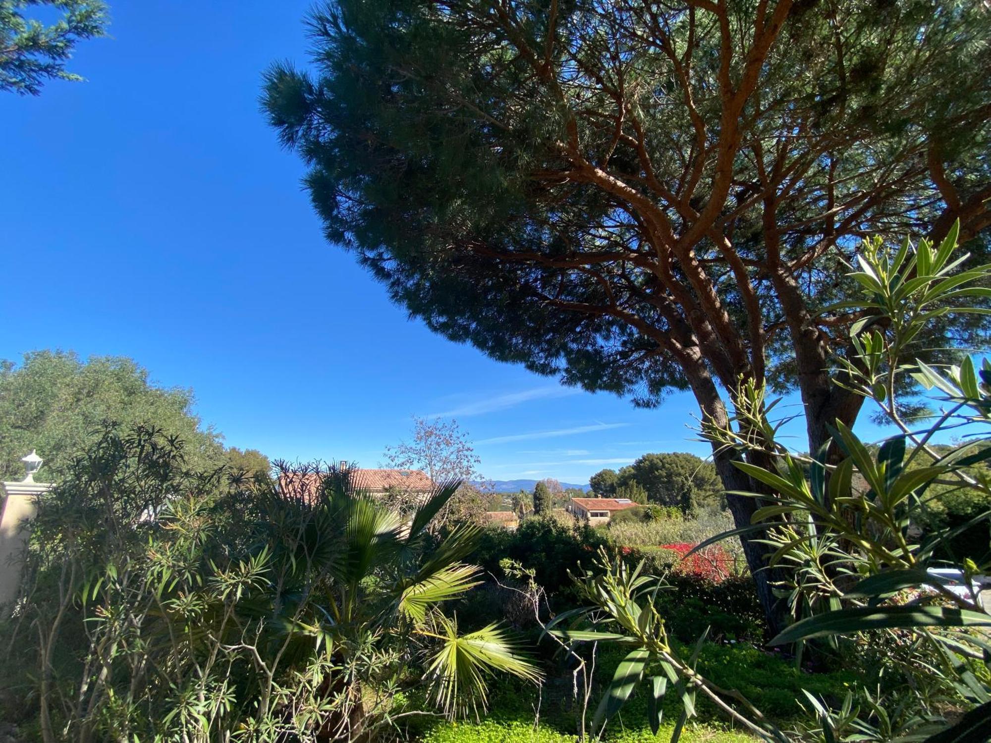 Giens - A Pied -9 Couchages Villa *