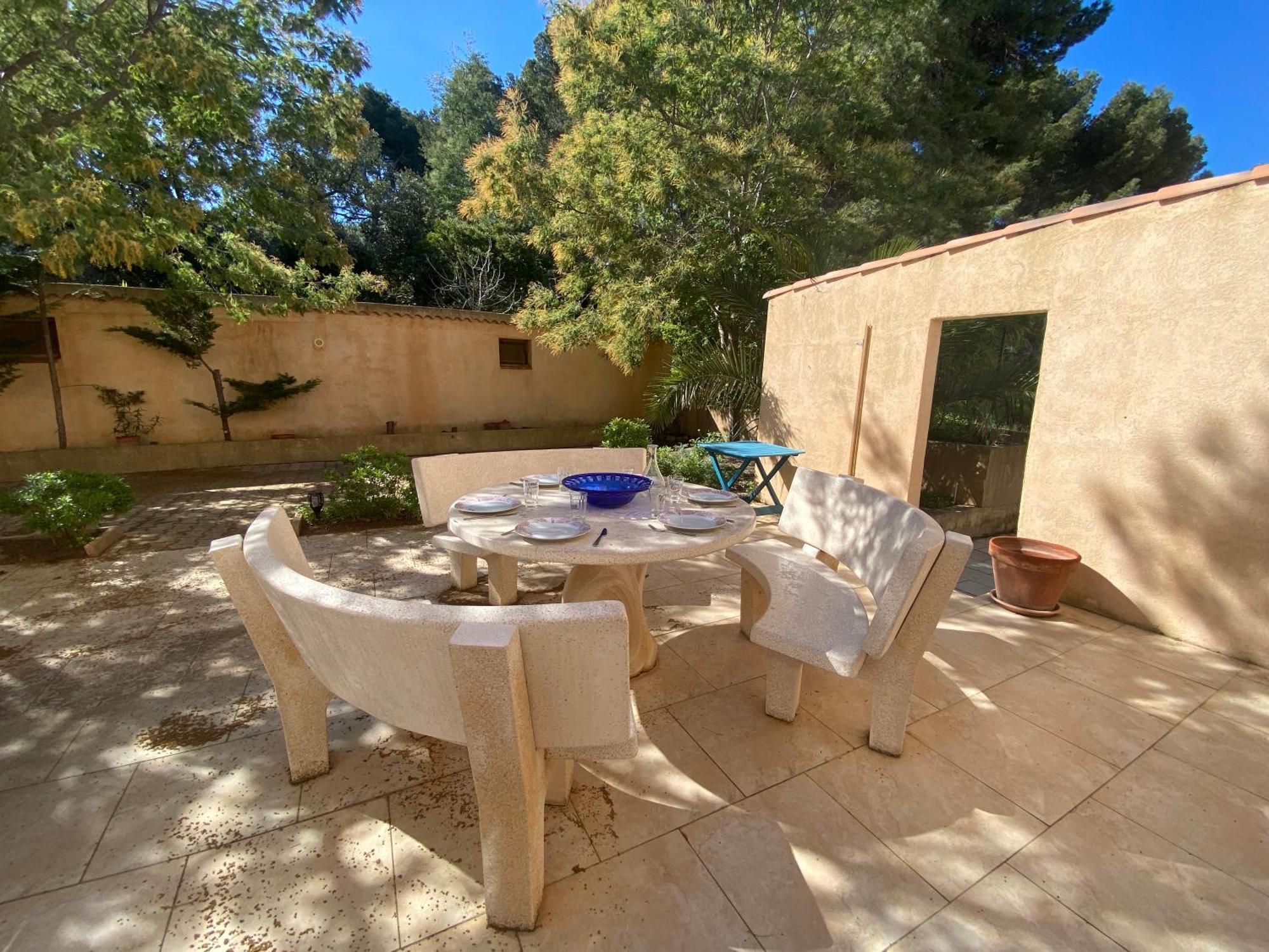 Villa Giens - A Pied -9 Couchages