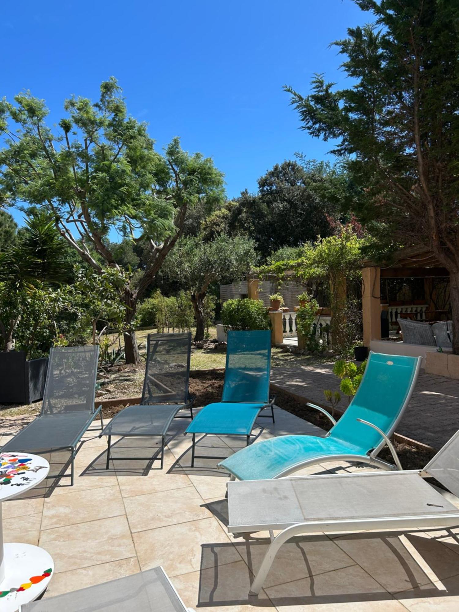 Villa Giens - A Pied -9 Couchages